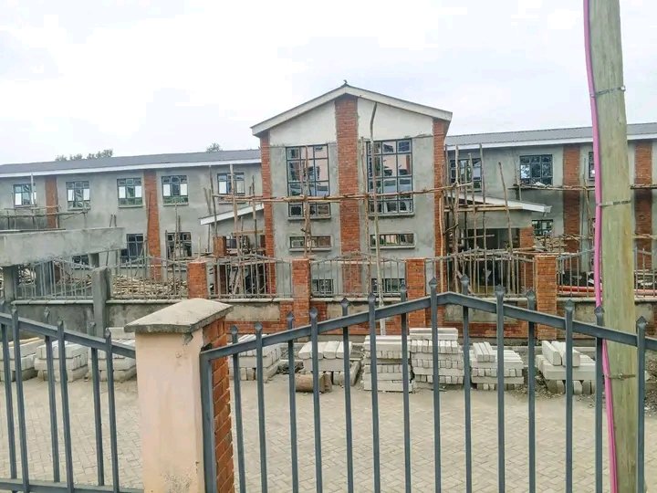MohaaHassa6560's tweet photo. The long-stalled Trauma Centre is finally taking shape under Gov @susankihika 's leadership. What remained unfinished for years is now becoming a reality, strengthening emergency healthcare and bringing hope to the people of Nakuru.
#FocusedOnServiceDelivery
#KaziBilaKelele https://t.co/mmwOd5uAtz