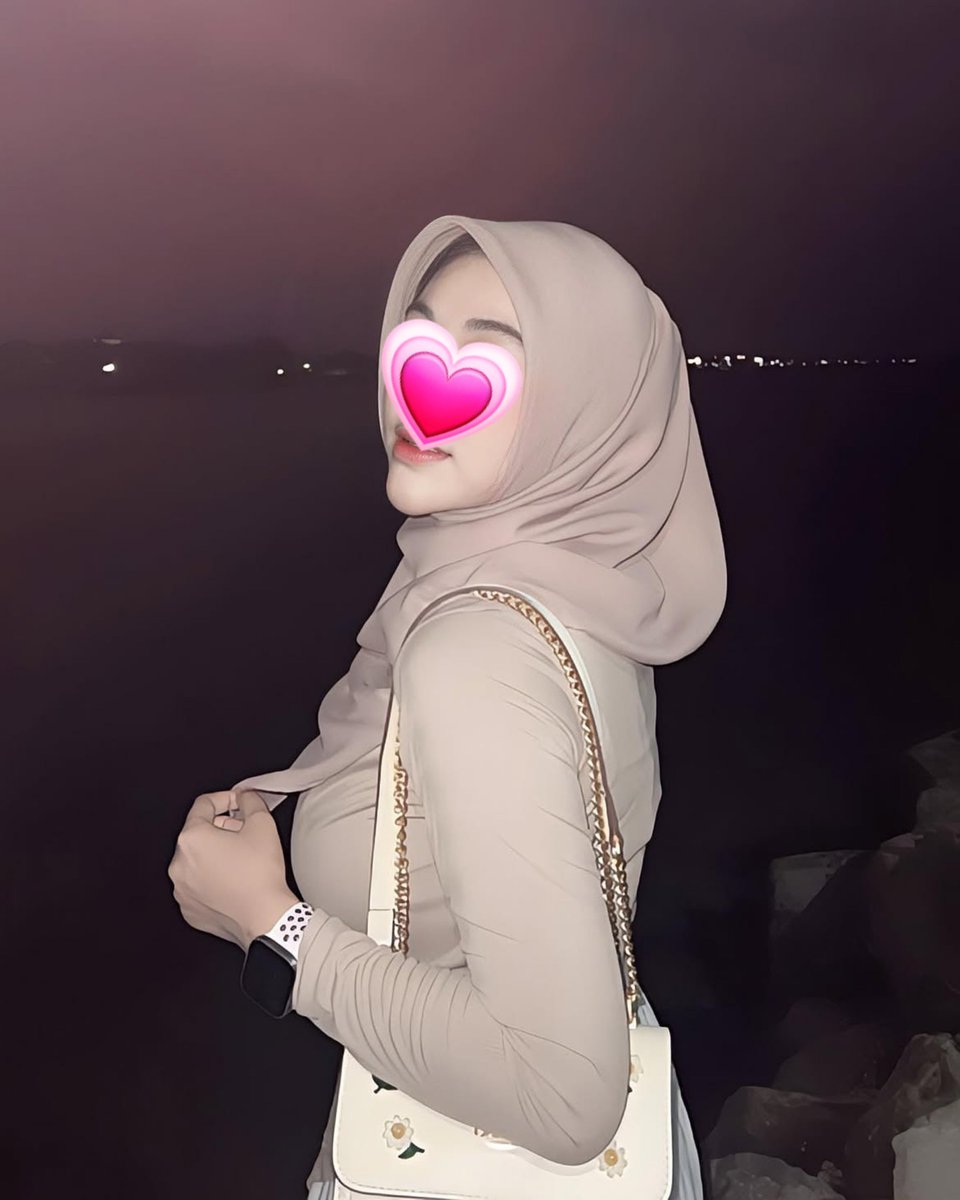OpenBali89766's tweet photo. 1It's ready In Bali lt/st
wa di bio💋
#masukberanda #openbo
#bali #vcshijab #real https://t.co/cB8rgvHB1q