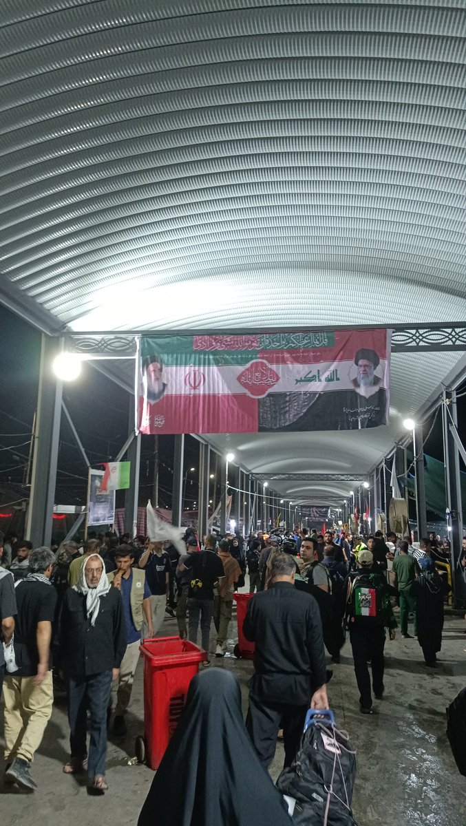 saer72313's tweet photo. استاد پناهیان:
این بی قراری دل ها در اربعین
مصداق همان آرام نگرفتن خون 
امام حسین(ع) تا ظهور است
و هرچه به ظهور نزدیک تر می‌شویم
این التهاب بیشتر می شود...
#ملت_عاشورایی
#یا_لثارات_الحسین https://t.co/EXqyEbkG0h