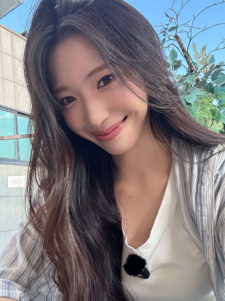 RocketPunch's tweet photo. [RCPCheeze 📸] 

힐링 캠핑🐰⛺️

#RocketPunch #로켓펀치 #RCPC
#수윤 #SuYun https://t.co/EuB2FF2i9x