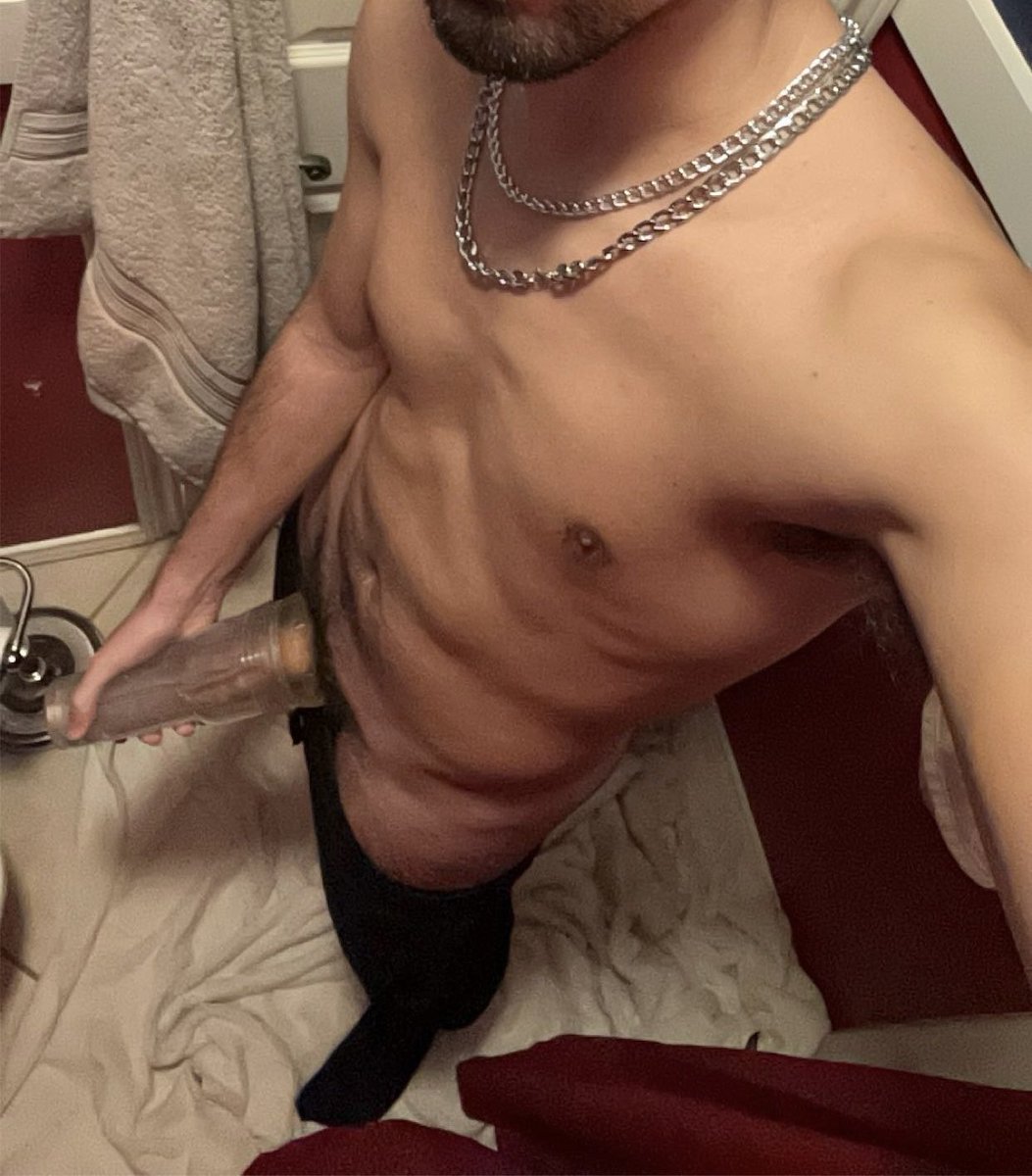 RickyMan25's tweet photo. Toys can be fun #gay #bi #mlm https://t.co/LMxHhiuvJt
