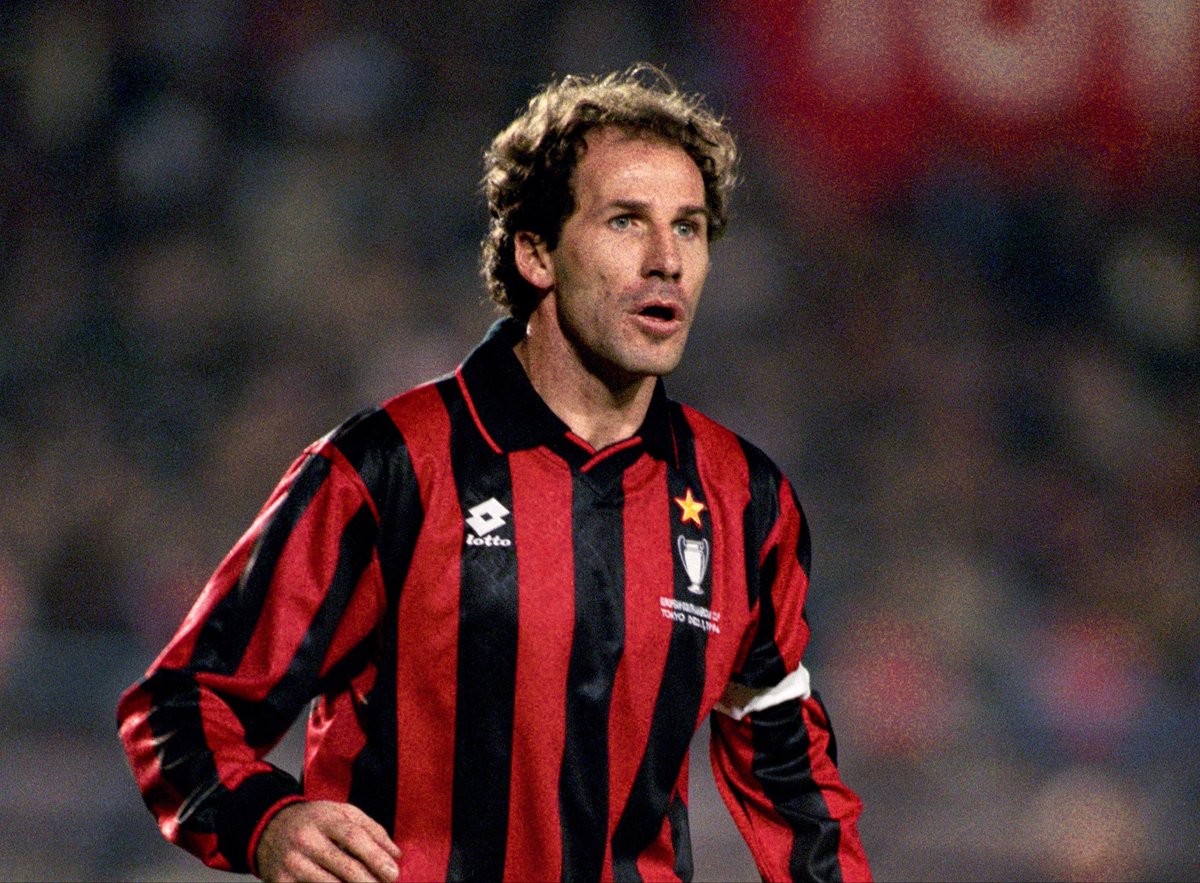 RomainMarsily's tweet photo. Immense tristesse à la nouvelle de la disparition de Franco Baresi, capitaine historique de l’AC Milan.
L’un des plus grands défenseurs de l’histoire.
Un gentiluomo del calcio.
Grazie per i sogni che ci hai regalato e per l’esempio che hai lasciato a generazioni di milanisti.
Le mie più sincere condoglianze alla sua famiglia e a tutta la nostra famiglia rossonera.
@acmilan