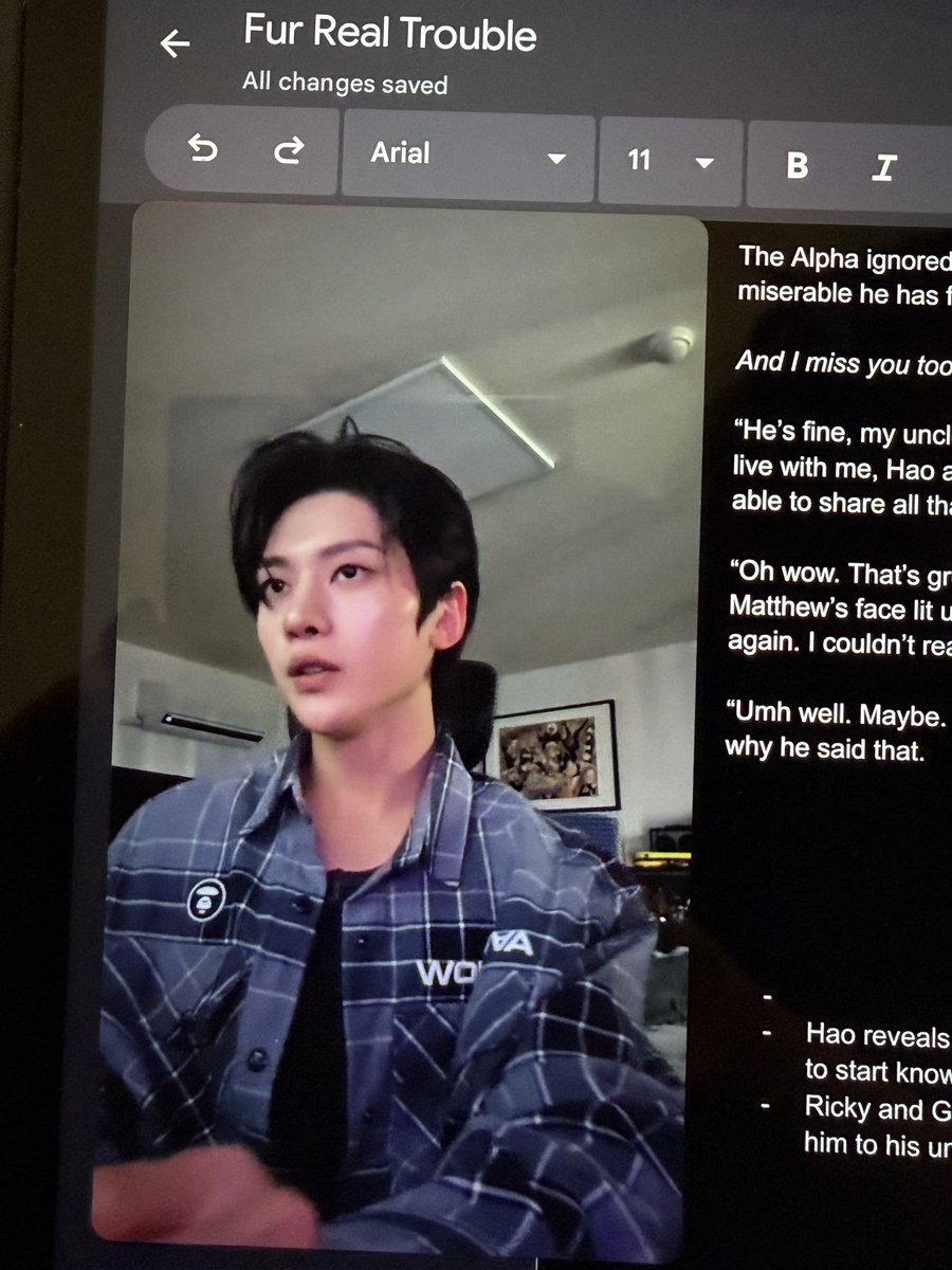 juthewrua's tweet photo. he doesn’t know that I’m writing about him being an omega https://t.co/vZQaGubznt