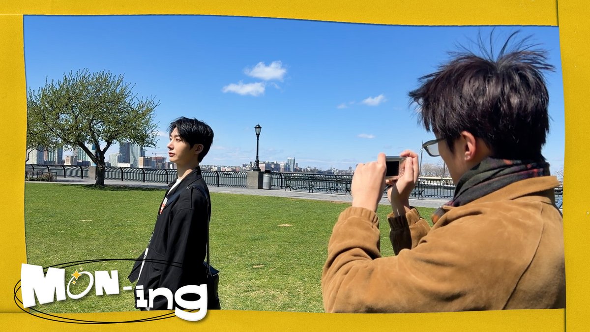OfficialMONSTAX's tweet photo. [🎥] 
[MON-ing] 뉴욕에서 추억 남기는 중 📷 | V-log | 몬잉

▶ https://t.co/dKddlQGcEF

#MONSTAX #몬스타엑스
#MINHYUK #민혁
#HYUNGWON #형원 https://t.co/OzS70U153E