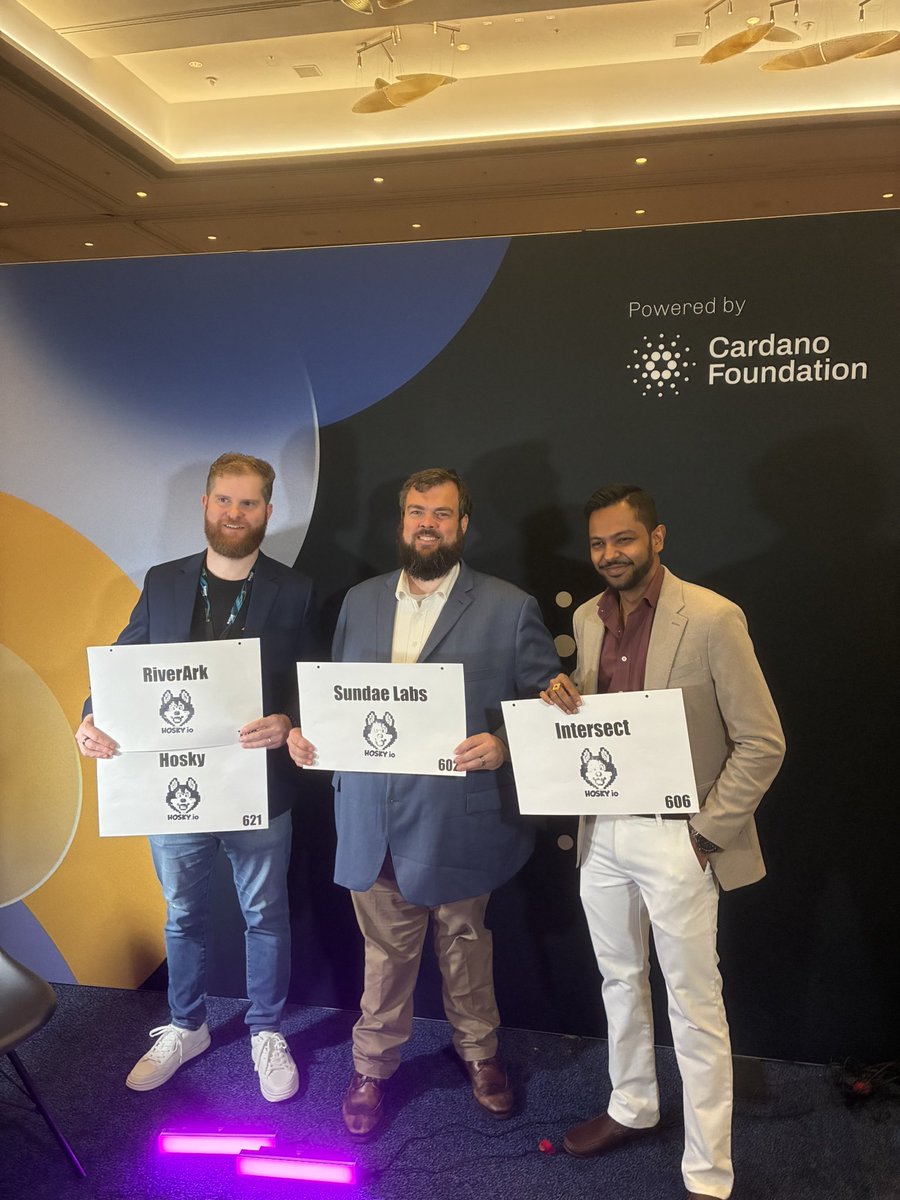 AdamRusch's tweet photo. Scenes from @RareEvo with Cardano’s best! https://t.co/YIj4QHr9Ch
