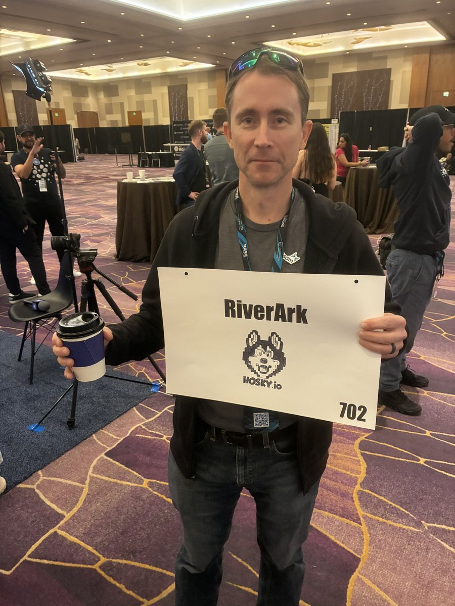 AdamRusch's tweet photo. Scenes from @RareEvo with Cardano’s best! https://t.co/YIj4QHr9Ch