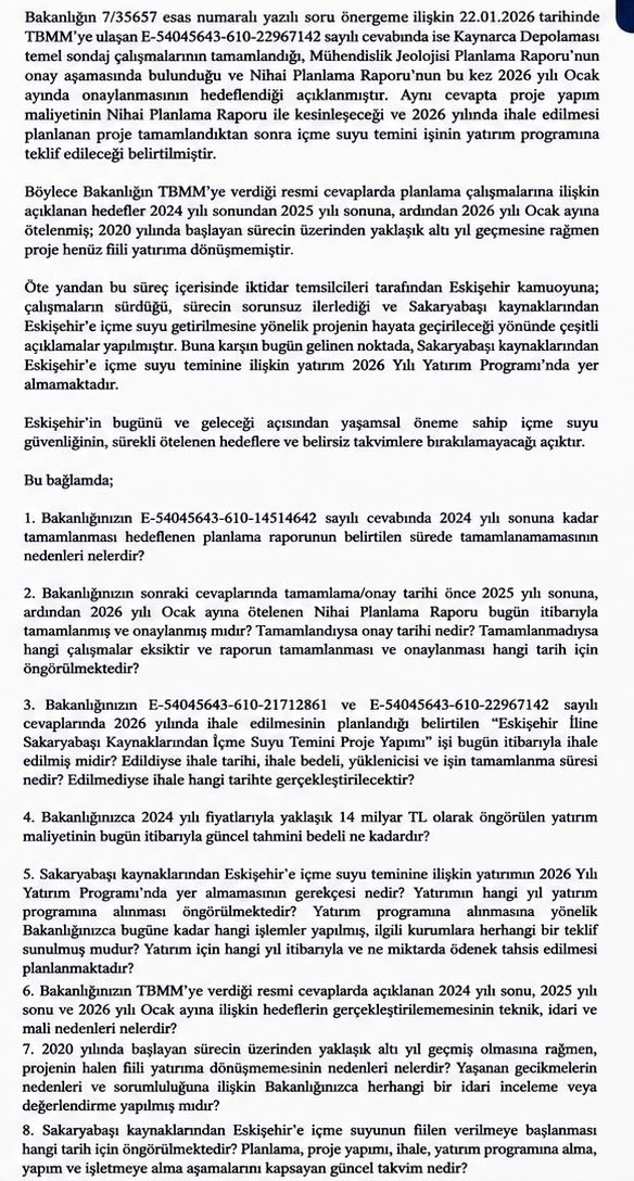 arslanibrahimss's tweet photo. Sayın Bakan, Sakaryabaşı’nın suyu Eskişehir’e ne zaman gelecek?

2020’de başlayan sürecin üzerinden yaklaşık 6 yıl geçti.

Bakanlık önce 2024 sonunu, sonra 2025 sonunu, ardından Ocak 2026’yı işaret etti. Takvimler tutulmadı, proje hâlâ fiili yatırıma dönüşmedi.

Dahası, #Sakaryabaşı’ndan #Eskişehir’e içme ve kullanma suyu teminine ilişkin yatırım 2026 Yılı Yatırım Programı’nda da yer almıyor.

Konuyu bir kez daha TBMM gündemine taşıyarak Tarım ve Orman Bakanı Sayın İbrahim Yumaklı’nın yanıtlaması istemiyle yeni soru önergemizi sunduk.

Sayın Bakan bugün Eskişehir’de.

Eskişehir artık yeni bir vaat, yeni bir tarih değil; somut bir takvim ve somut adım bekliyor.

Sayın Bakan, Eskişehir’imize hoş geldiniz.

Hemşehrilerimize açıkça yanıt verin:
Sakaryabaşı’nın suyu Eskişehir’e ne zaman gelecek?
#İbrahimArslan
@TCTarim @dsi_3_blgmd