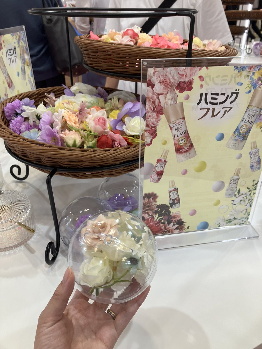 beauty_fighting's tweet photo. 楽しかった！
#dgショー花王
#アロマビーズ体験
#ハミングフレアアロマビーズ https://t.co/msVhDuJMPS