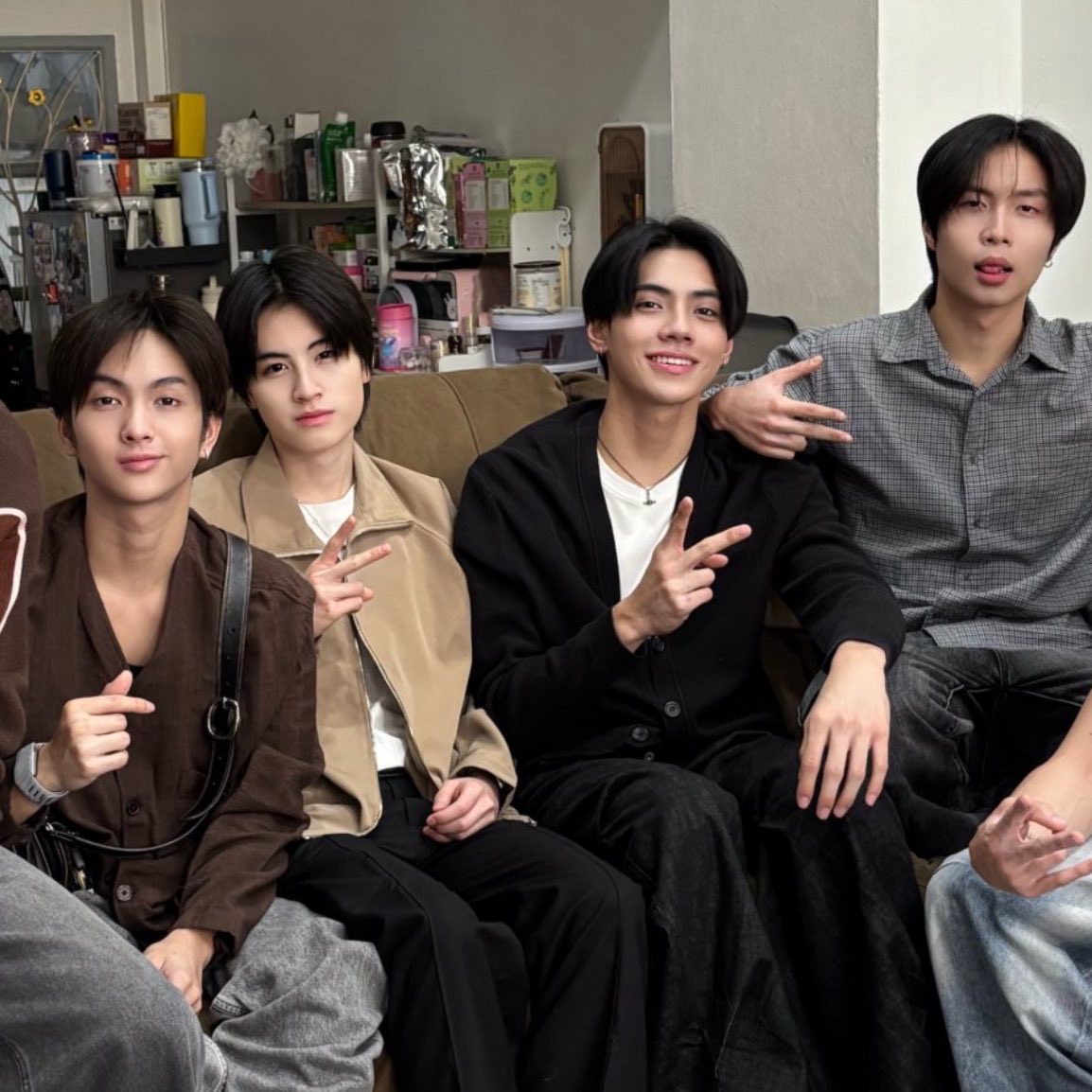 dada1_won's tweet photo. อยากรู้แกงค์นี้> เค้าเป็นอะไรกันคับ ☺️ 
เจ๋อัง 🩵❤️ หมี่เย็น https://t.co/tg3MpP7x3u