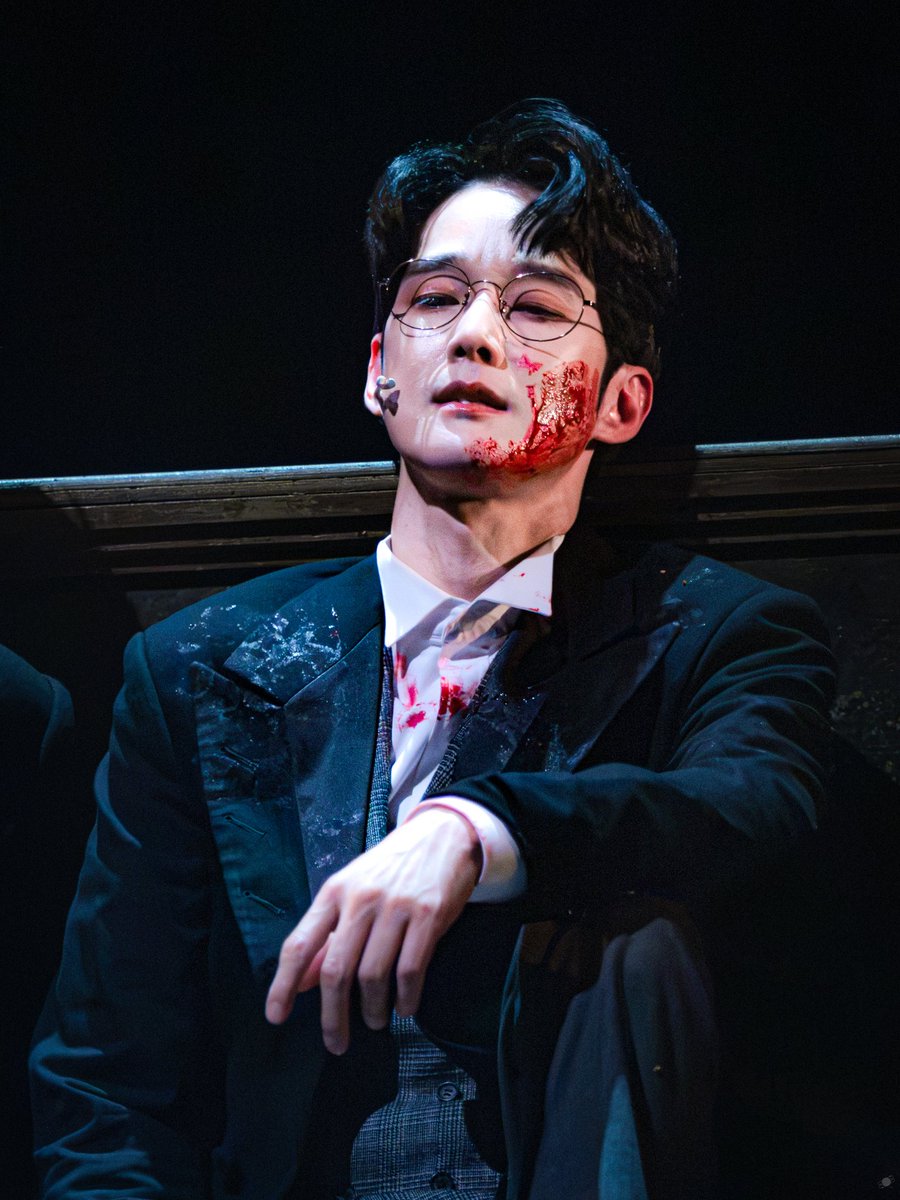 dan_100shine's tweet photo. 뮤지컬 <브라더스 까라마조프>     
260729
스페셜 커튼콜 - 대심문관Ⅱ
이반 #임강성 배우님    

#브라더스까라마조프 #대학로최고의가족뮤지컬 https://t.co/WxEnbNClMI