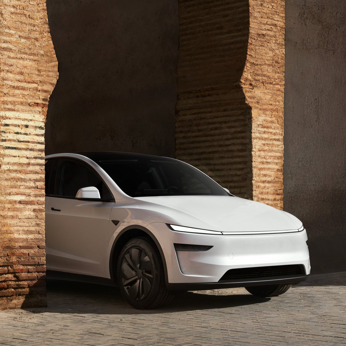 Tesla_India's tweet photo. In Haryana, Teslas are now eligible for a 50% exemption on road tax https://t.co/nwQxu16WlR