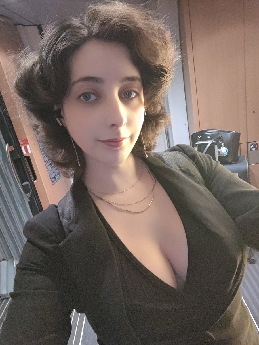 MikomiExtra's tweet photo. Come see what everyone's talking about...
Link is in the comments💋 https://t.co/UNz1pTDsfs