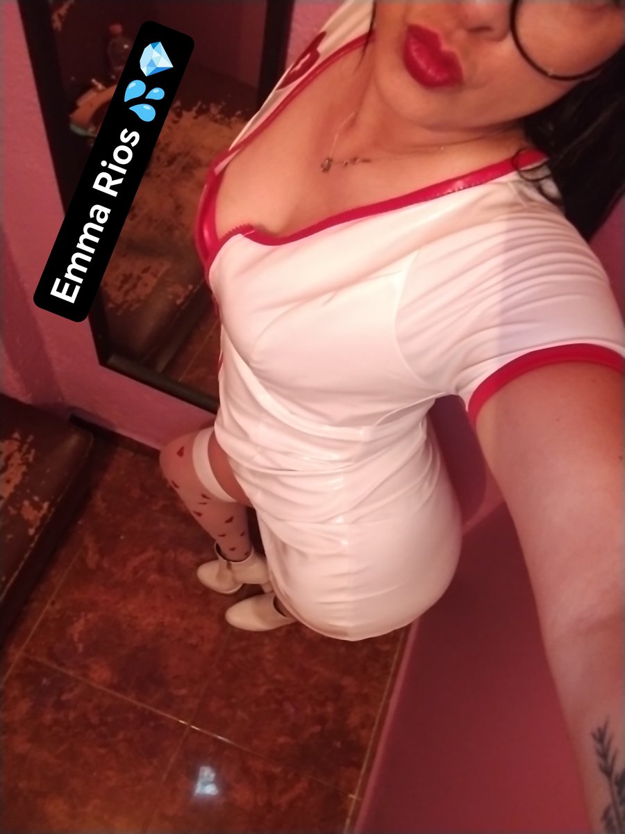 Emma Rios tweet media