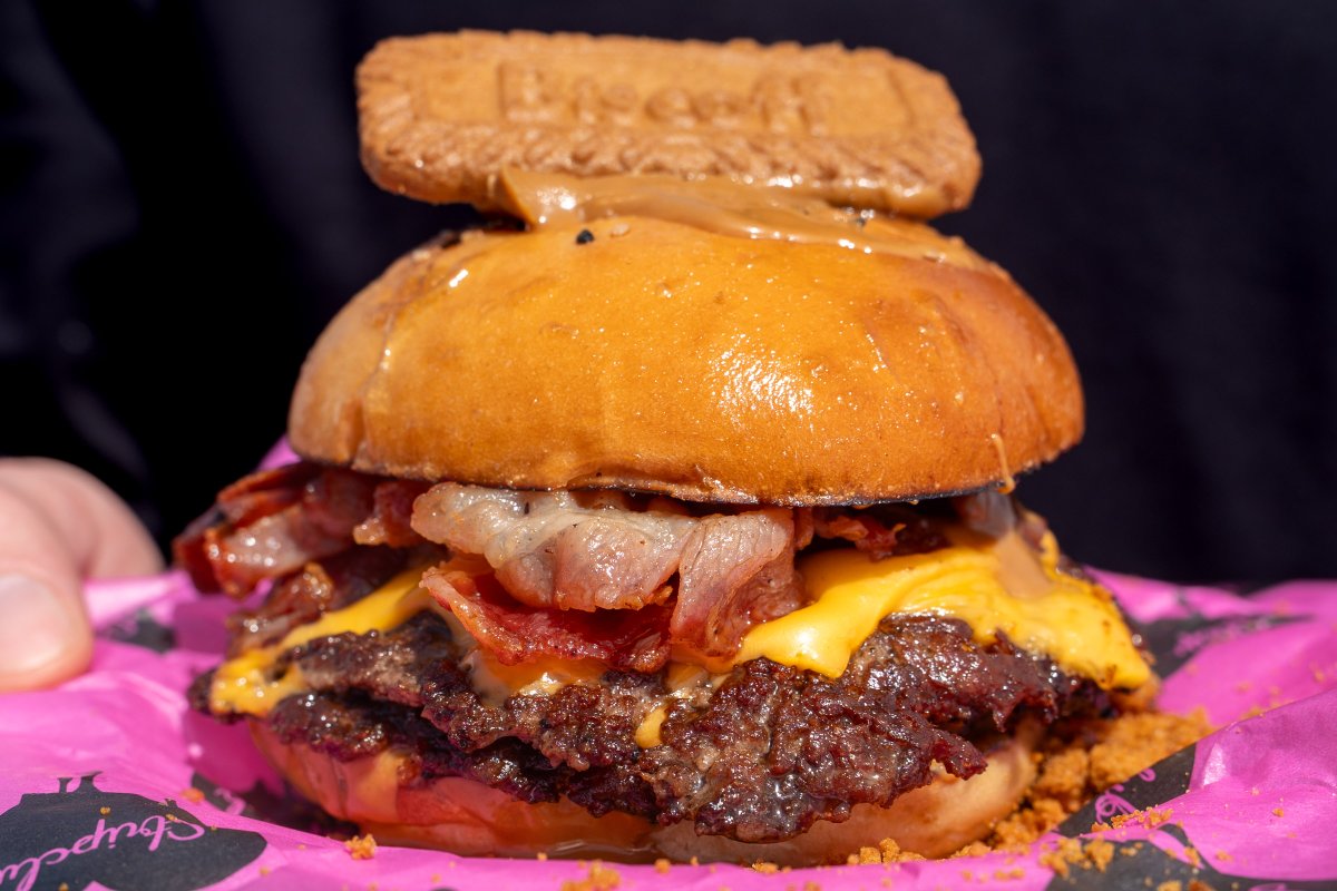 Burgerdudes's tweet photo. Review № 1378: 🏴󠁧󠁢󠁥󠁮󠁧󠁿 Stripclub Streetfood - https://t.co/aAho776TvA https://t.co/gHKTAKqV2T