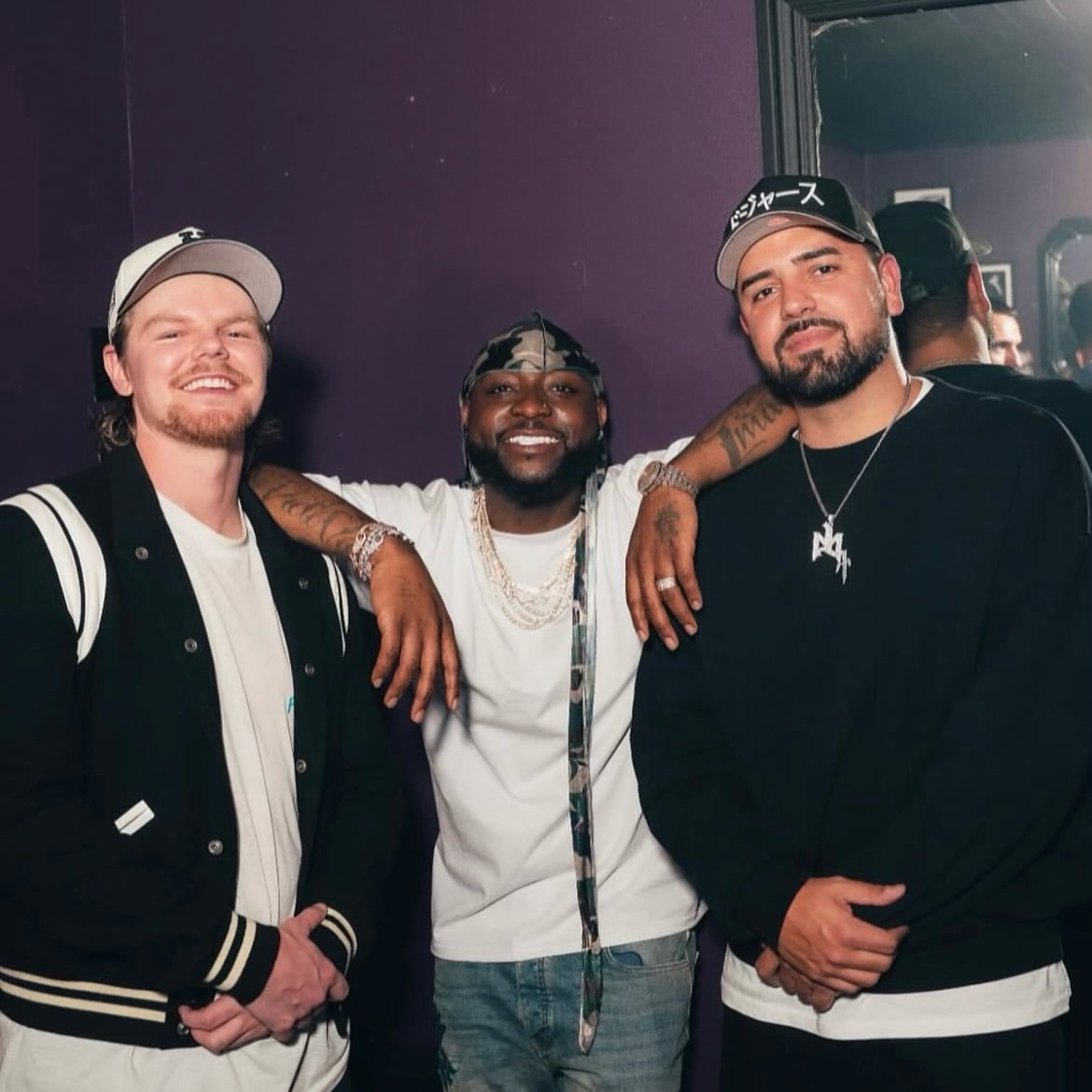 wetalksound's tweet photo. Need to give DRO his flowers. 💐

Mixing two @davido albums back to back is no small feat, and he absolutely delivered. 👏🏽🔥 https://t.co/ZQDgACVpUa