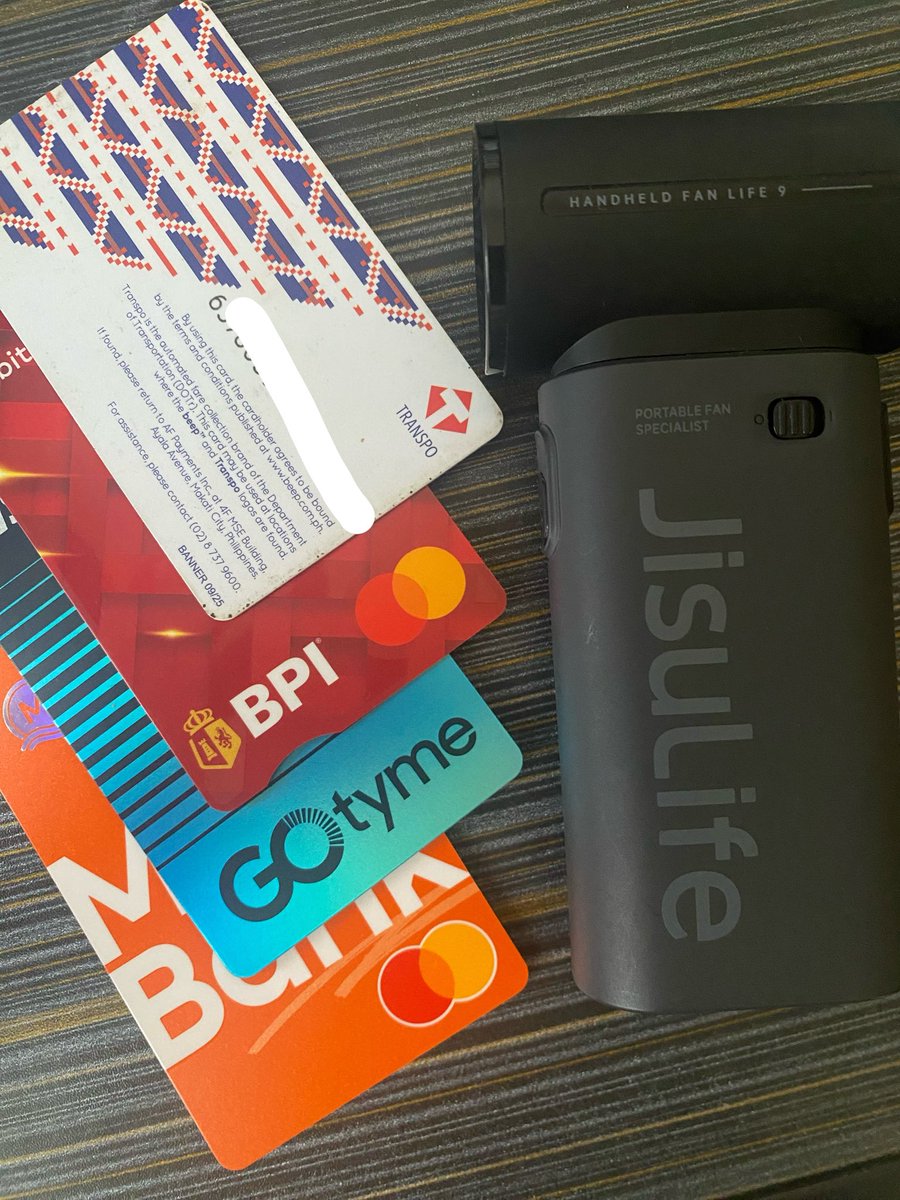 i29xioz's tweet photo. college essentials complete version https://t.co/X3n9Vc8tV3