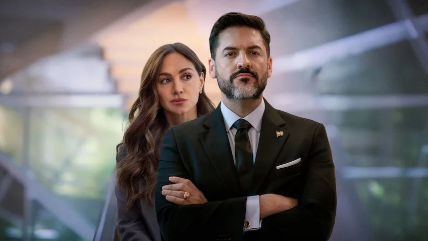 Snooper_Scope's tweet photo. “Forbidden Woman” Review: A High-Stakes Blend of Classic Literature and Political Intrigue 
#caracol #davidpalacio #forbiddenwoman #netflix #rodrigocandamil #valeriedominguez
https://t.co/3DqyLO9I8x https://t.co/Fq3Ju24OWP