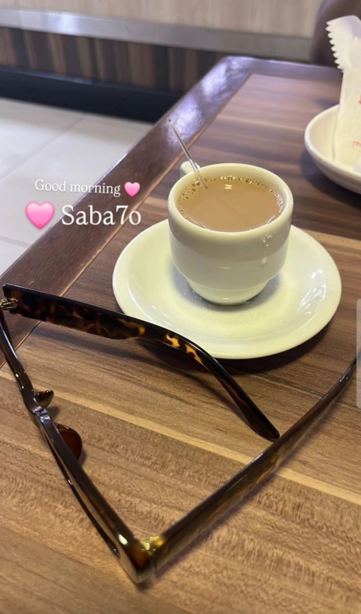 feryalsaab11's tweet photo. صباحوو🌻 https://t.co/gwa9xWolGp