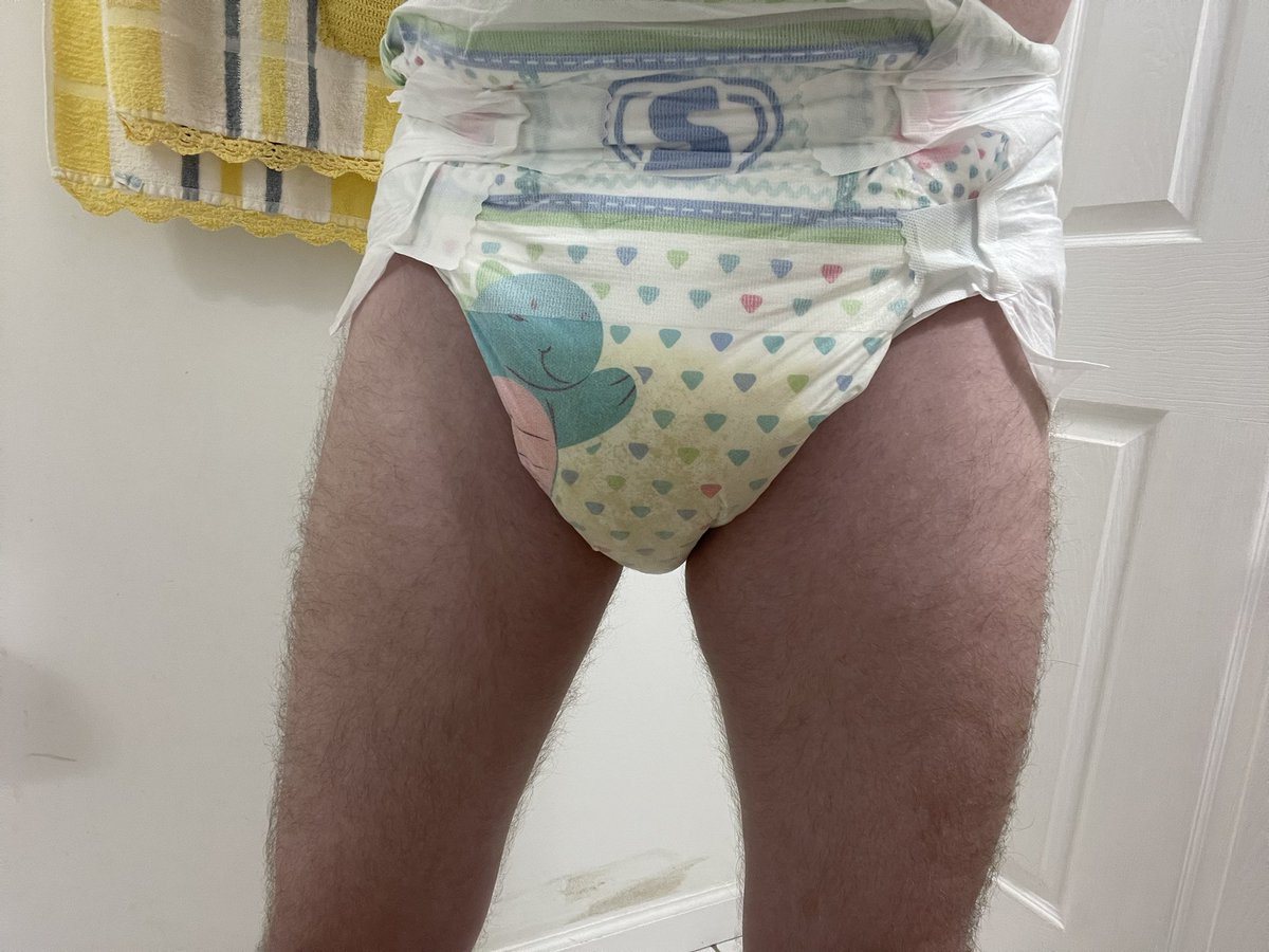 abdlsub85's tweet photo. I sat on the scary potty protect me please sir 🥺 https://t.co/ytvdh46fku
