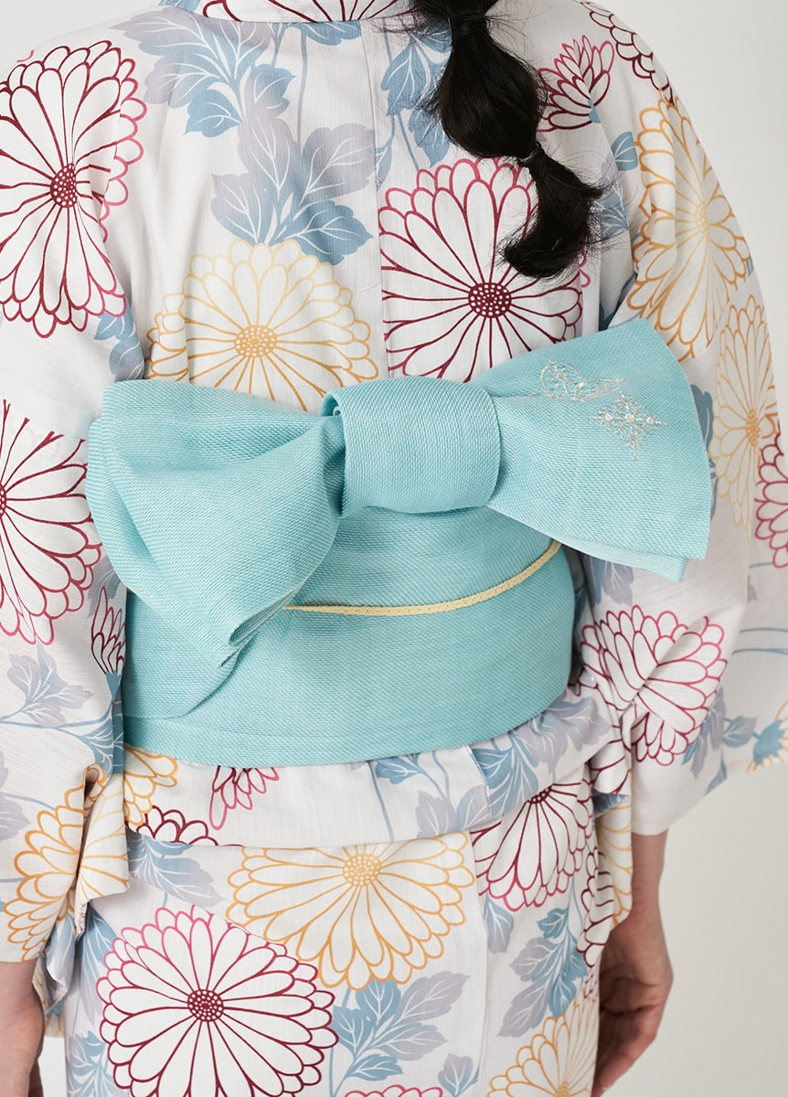 麻刺繍半幅帯 星切子 19,800円（税込） 星や切子柄をイメージした模様