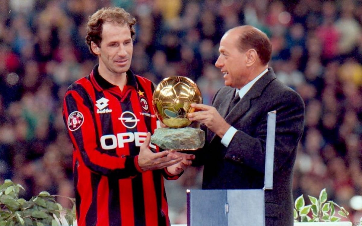 SempreMilanCom's tweet photo. ✅ 719 games for #ACMilan 
📅 20 seasons, 15 as captain
🇮🇹 81 caps for Italy 
🏆🏆🏆🏆🏆🏆 Serie A 
🏆🏆🏆🏆 Supercoppa Italiana 
🏆🏆🏆 Champions League 
🏆🏆 UEFA Super Cup 
🏆🏆 Intercontinental Cup 
🏆 World Cup

👏 Legendary, in every sense. ❤️🖤 https://t.co/g18gkr3UAb