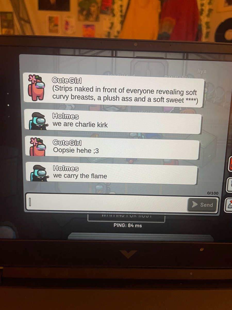 BonelessBugle's tweet photo. first game with oomf this is the server we got https://t.co/z0gpKo2Chz