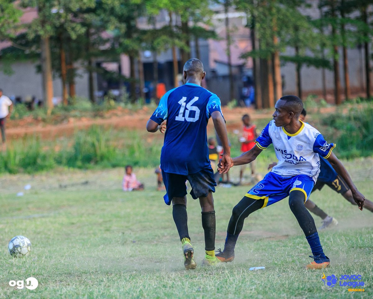 elitesK15's tweet photo. Ignitius and @MaximAsiimwe  represented us on international duty for KLselect. 

📷 @ogumedia 

Powered by  @huxiesports . 

#KISOBALeagueSnV 
#KLKakyekaFinale https://t.co/d1fbSPWcno