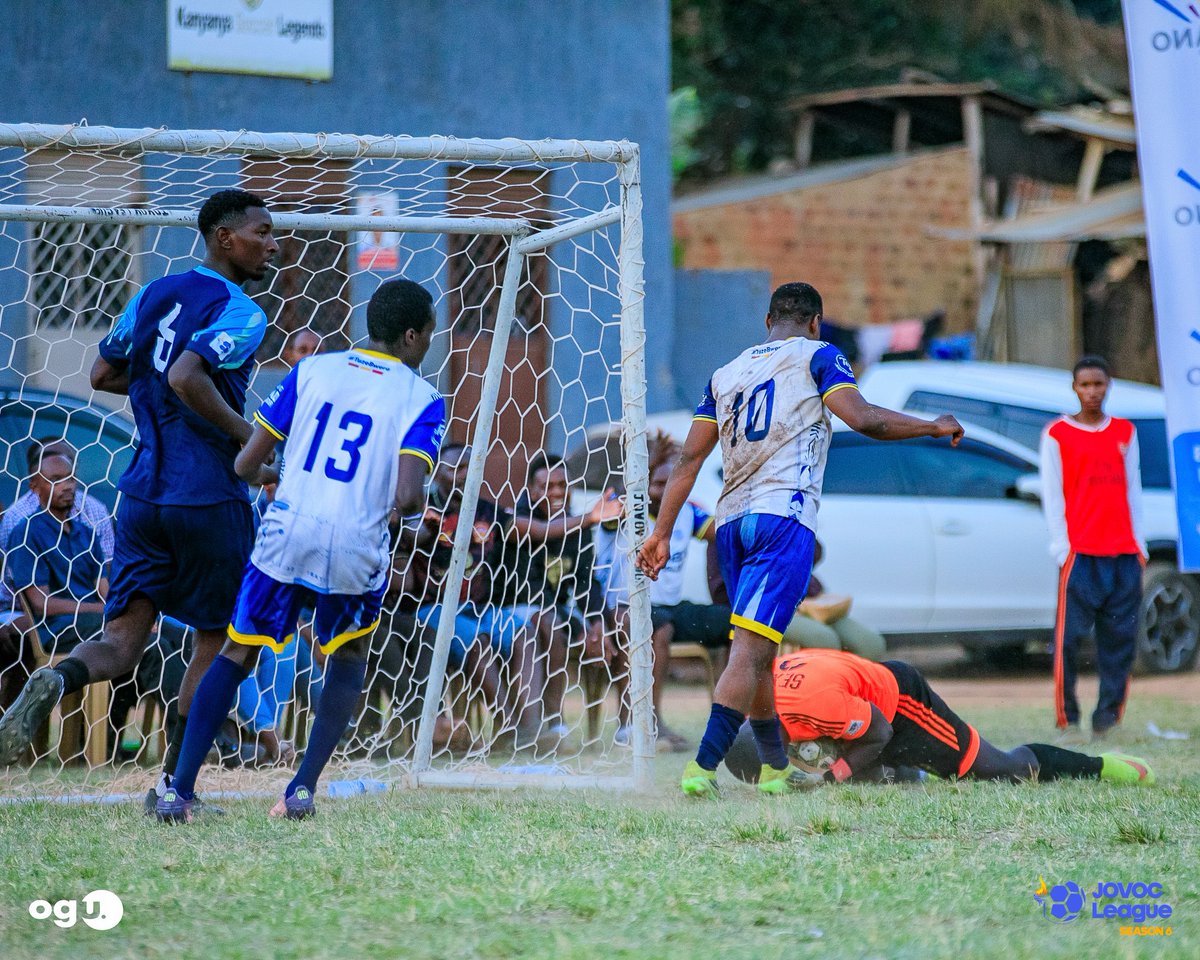 elitesK15's tweet photo. Ignitius and @MaximAsiimwe  represented us on international duty for KLselect. 

📷 @ogumedia 

Powered by  @huxiesports . 

#KISOBALeagueSnV 
#KLKakyekaFinale https://t.co/d1fbSPWcno