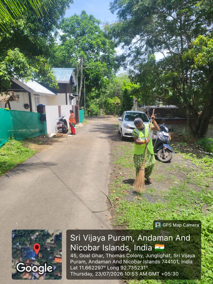SVPMC_ANI's tweet photo. As part of ongoing Monsoon preparedness, the Sanitation Team of Ward No. 13 conducted a special cleanliness drive at public places and residential areas.
#SwachhSurvekshan #SwachhBharat #MonsoonPreparedness https://t.co/miI722wO82