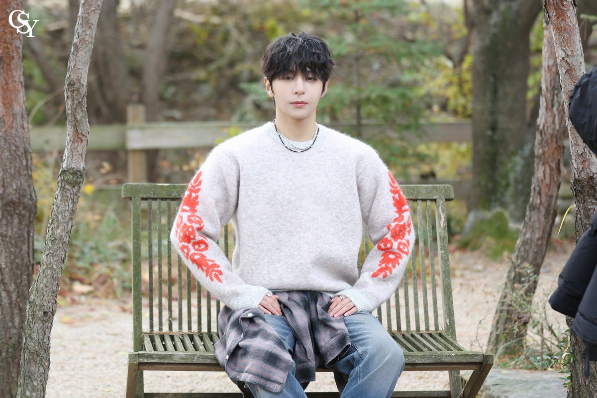 yun_n_OFFICIAL's tweet photo. [📸] HAPPY SUNG YUN DAY 🥳 기념 비하인드 모음zip 📂

🔗 https://t.co/s11TUUrNTF

#최성윤 #CHOISUNGYUN #Y
#HAPPY_SUNGYUN_DAY https://t.co/FSBPzSy3Sj