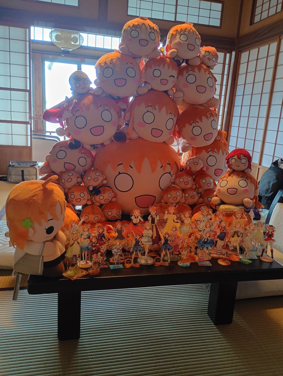 peko_togf's tweet photo. 今年は縦に積んだけど、以外といけるもんやなw
リアルぷちぐる

#高海千歌生誕祭2026 https://t.co/ltBBDbcFep