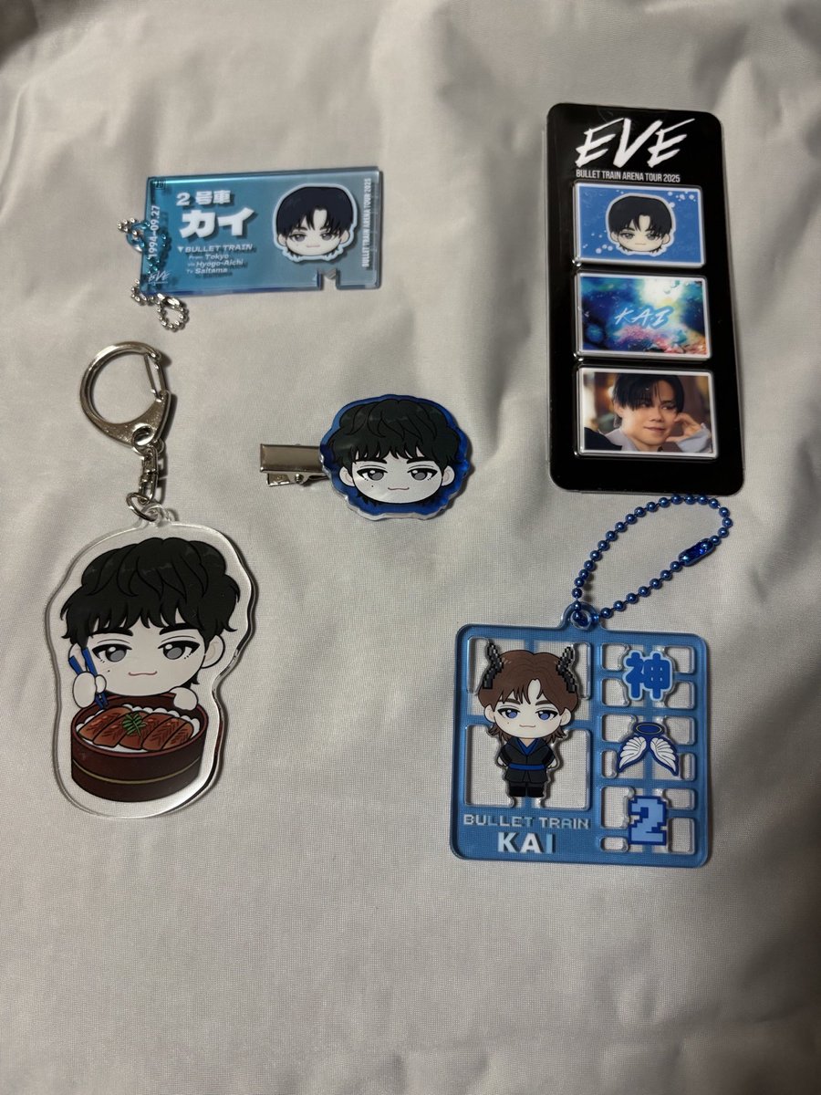 310pi_chan's tweet photo. 超特急グッズ　買取

譲    カイ　リョウガ　ユーキ
求　買取

8/9 Kアリーナにて買取できる方お願いします！❤️‍🔥

#超特急交換
#超特急
#超特急_REAL
#超特急_EVE
#超特急_ESCORT https://t.co/FtoqdwT8S5
