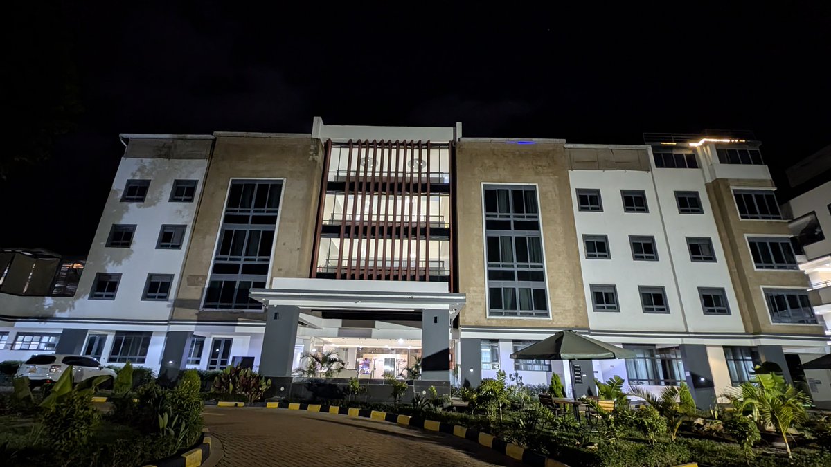 Moses4Victor's tweet photo. @indian_pitta Night shot. https://t.co/hOc3NY3jIq