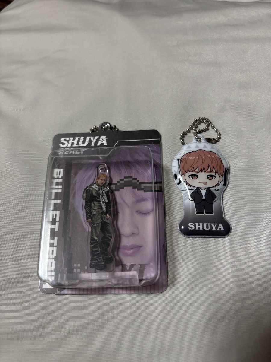 310pi_chan's tweet photo. 超特急グッズ　買取

譲    マサヒロ　シューヤ
求　買取

8/9 Kアリーナにて買取できる方お願いします！❤️‍🔥

#超特急交換
#超特急
#超特急_REAL
#超特急_EVE
#超特急_ESCORT https://t.co/6l04x4ZqO2