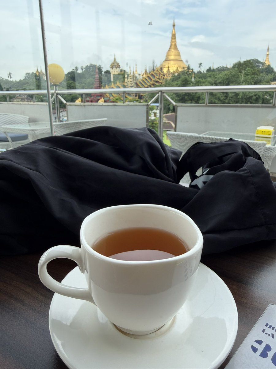 14_199t_th's tweet photo. Green tea morning #Yangon #Shwedagon https://t.co/Z58JKtYAZE
