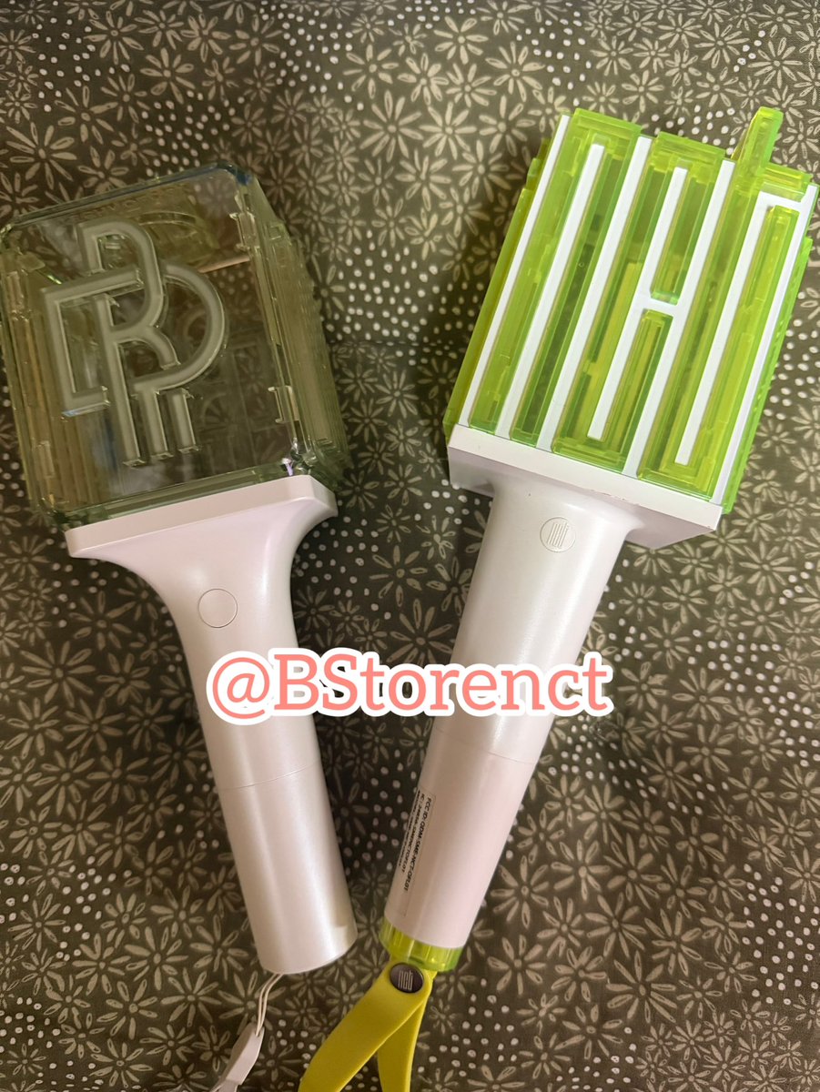 BStorenct's tweet photo. 🔥ปล่อยเช่าแท่งไฟ NCT 💡รวมถ่าน
วันที่ 9/8/69
V1. NCT 200฿
V2. NCT DREAM 350฿ 

นัดรับส่งคืนวันคอน
มัดจำ100 ฿
#ตลาดนัดNCT #ตลาดนัดเอ็นซีที #แท่งไฟ #แท่งไฟNCT
#NCTJNJM_FANMEETING_TOUR   #NCTJNJM_FANMEETING_TOUR_DUALITY https://t.co/2pmdjjkxwE