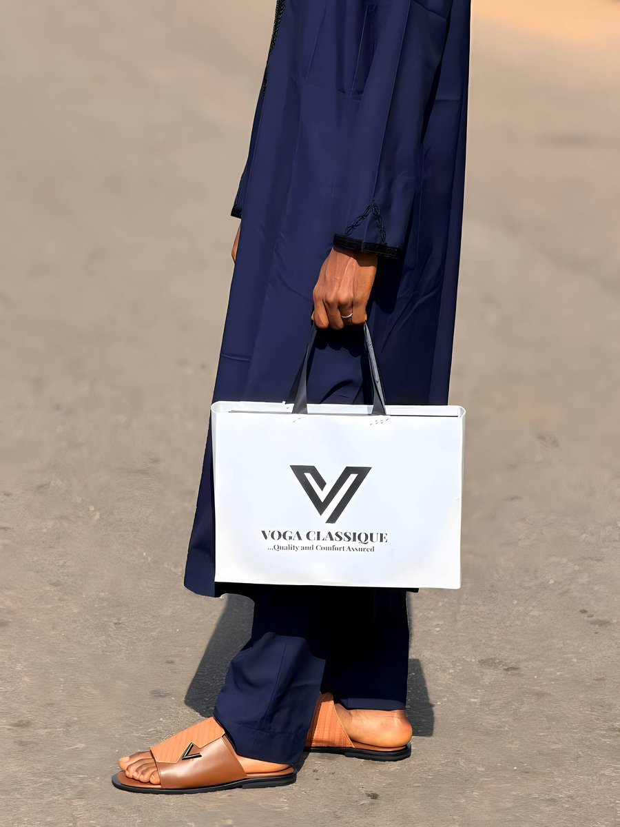 _thelifeofndagi's tweet photo. Crafted with purpose. Defined by quality.
Voga Classique. 🖤 https://t.co/zhmFLbUlOc