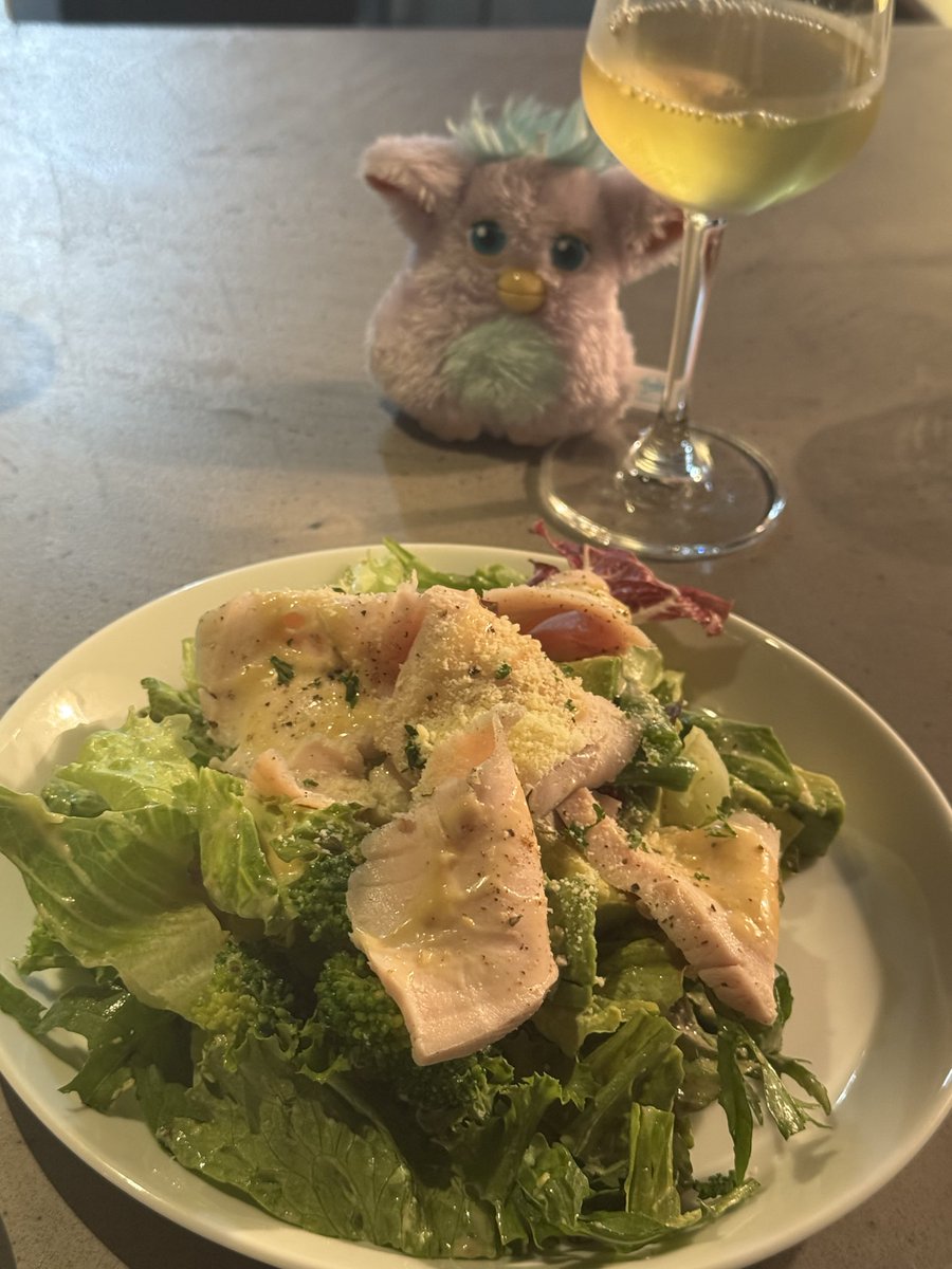 mochimo1022's tweet photo. 🥗🐮🍷 https://t.co/TiE1dfvHRr