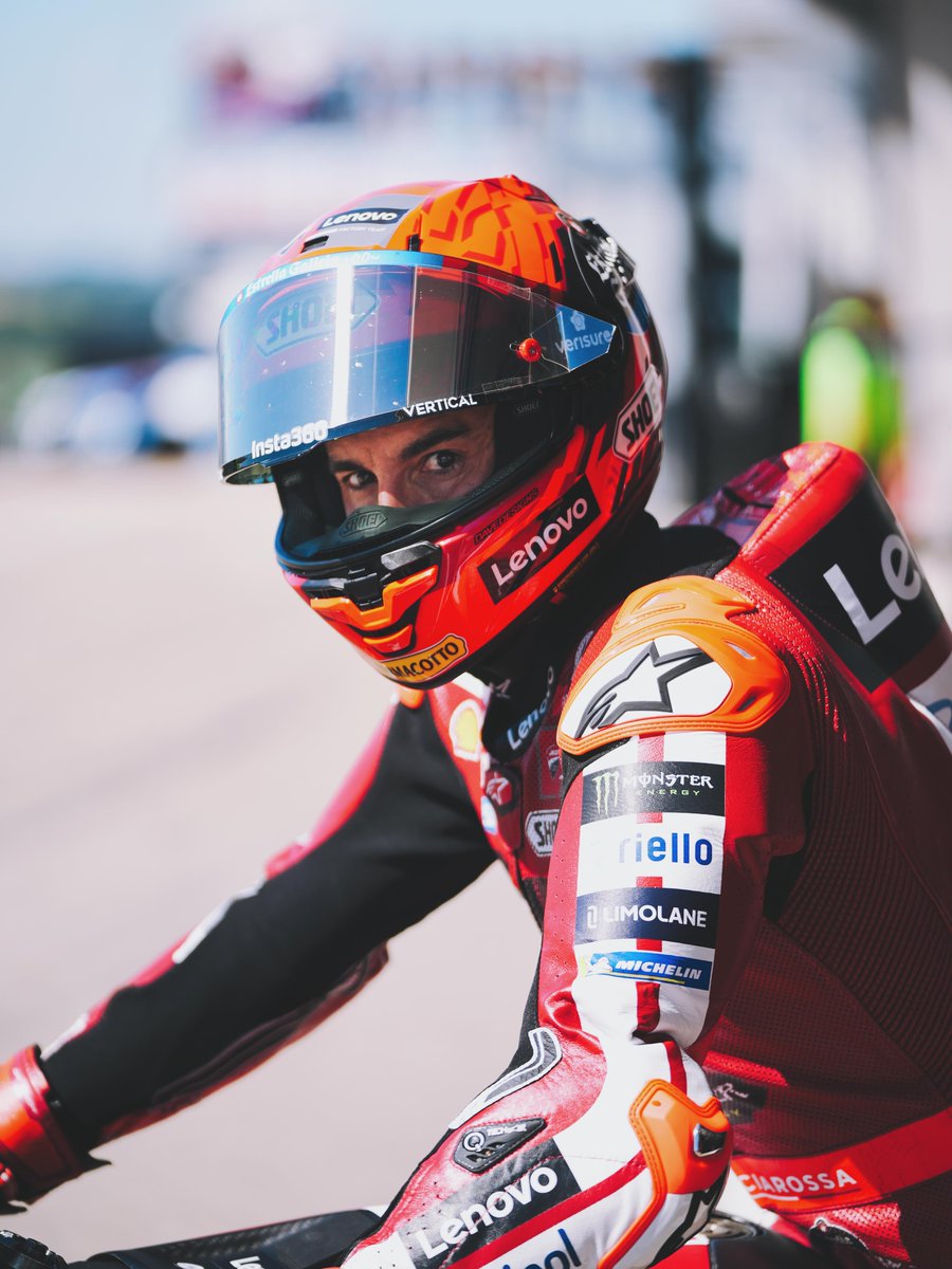 RubCanales's tweet photo. 💣 ÚLTIMA HORA: Tailandia volverá a ser la sede de la primera carrera de la temporada de MotoGP en 2027.
➡️ Será el tercer año consecutivo en el que Tailandia albergue la cita inaugural del campeonato.
(@triolor) #MotoGP #ThaiGP 🇹🇭 https://t.co/HewgwZg9NE