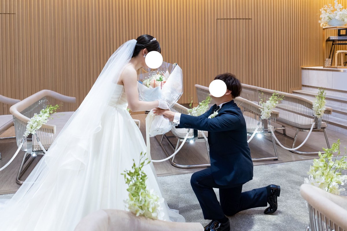 dsk33s's tweet photo. 私事ですが、先日結婚式挙げました

ご列席いただいた方々ありがとうございました！
本当に人生で一番幸せで楽しい時間を過ごせました🥰

準備でアイテムほとんど自作したり、ダイエットで14kg減量したりまじで大変すぎたけど、本当にやってよかった🤗 https://t.co/H3dux0Pyqi