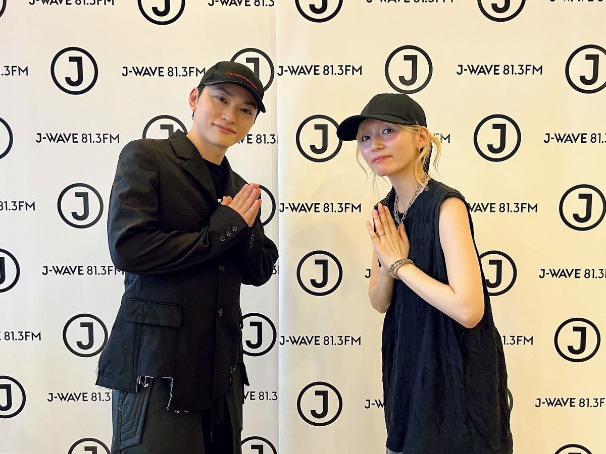dive813's tweet photo. 🔜今夜23時から #SKYHI
@jwave813fm
@SkyHidaka

⚡️ゲスト⚡️
今週は #ナナヲアカリ さんが登場！✨

ナナヲアカリさんを形作った漫画や音楽ルーツなど、
これまで歩んできた道のりを伺います！
@77oakr

#dive813 #jwave https://t.co/dAQ7QvWc1H