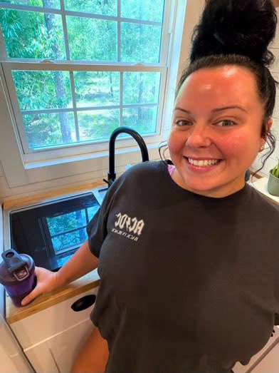 ashtyn8q's tweet photo. okay... who's brave enough to say hi? https://t.co/PDMfDCKI9z