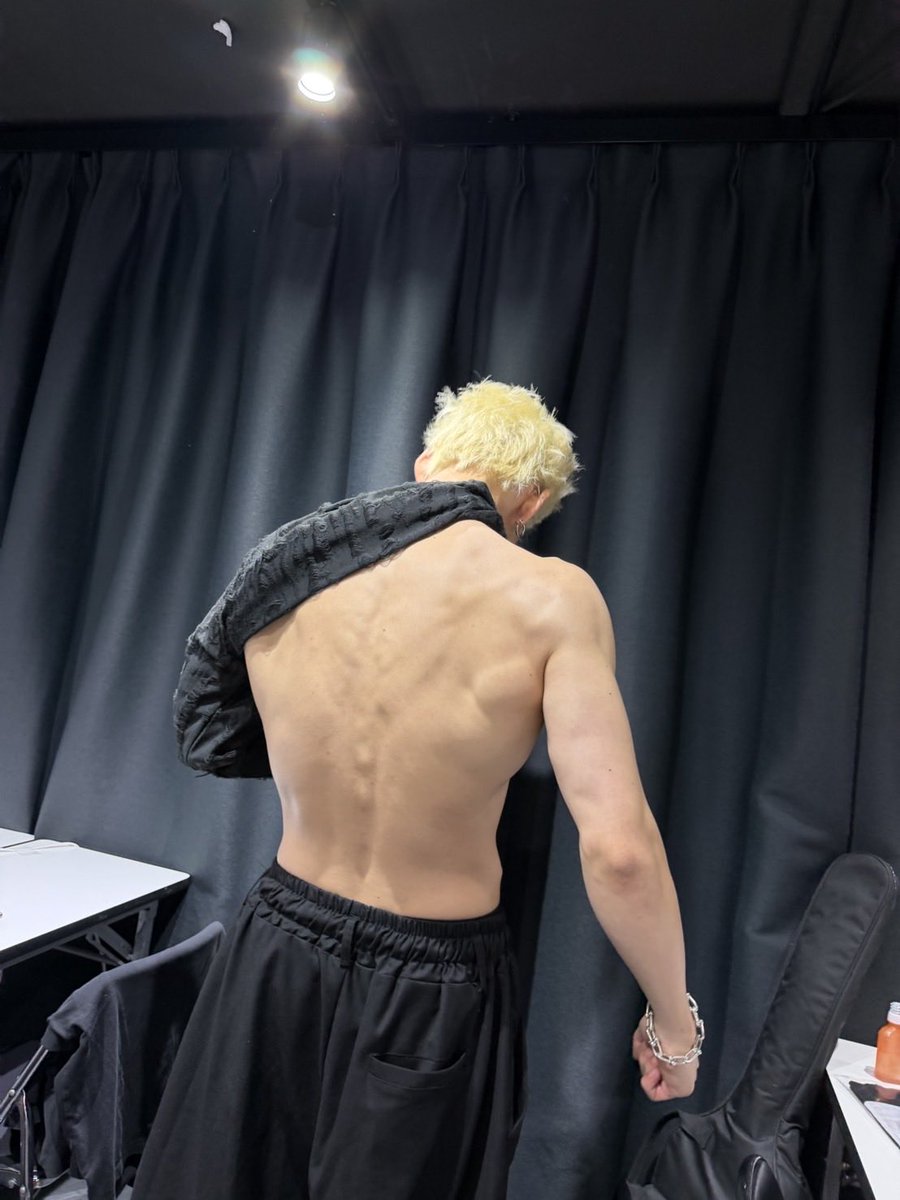 comhyuga1117's tweet photo. 今年も本気で身体を仕上げて迎えた東京ドーム🔥
人は誰しも努力をすれば変われるという事を中身でも見た目でも表現したつもりなので少しでも勇気を与えれたら嬉しいです！

#CDF https://t.co/MMTpnFL4jR