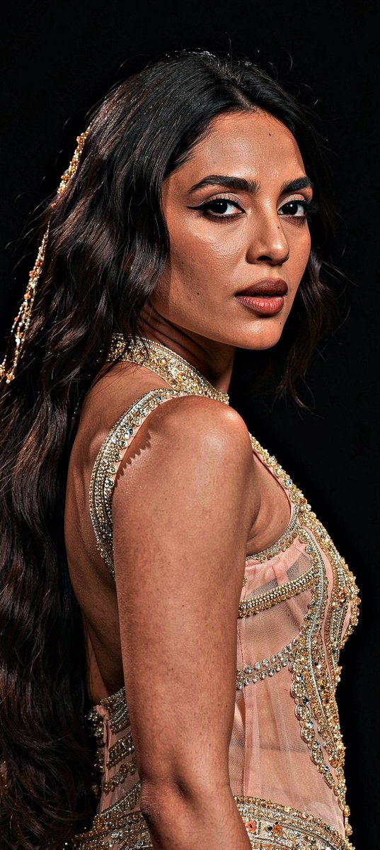 Heroines_Ultra's tweet photo. Sobhita Dhulipala
https://t.co/fV2WJHqUyo https://t.co/em99fIqH1a