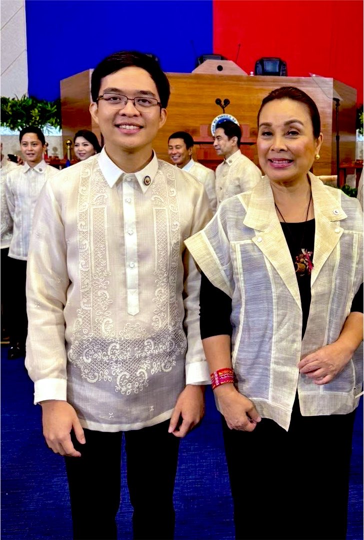 mvn_dn's tweet photo. THE OMBUDSMAN WILL FILE AGAINST GRAFT SON AND PLUNDER MOM https://t.co/V5E9p0YnnC
