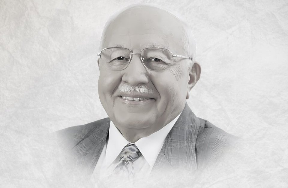 abdullahnaci's tweet photo. necmettin erbakan dindardı,
fatih erbakan muhafazakâr. necmettin erbakan statüko karşıtıydı, fatih erbakan statükocu. necmettin erbakan karizmatik, renkli ve sıradışıydı, fatih erbakan silik, soğuk ve klişe. necmettin erbakan, fatih erbakan'ın 250 yıl önünde gidiyor. https://t.co/QjJNQtpo3z