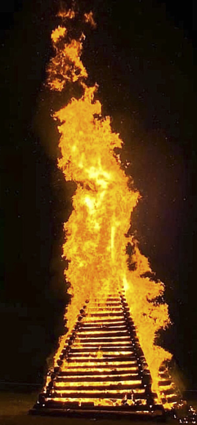 PacoLeBBR's tweet photo. Voilà, pour les incendiaires, je propose de leur faire passer le goût du feu en reprenant une solution éprouvée....
🧐 https://t.co/nPtKKjzLqh