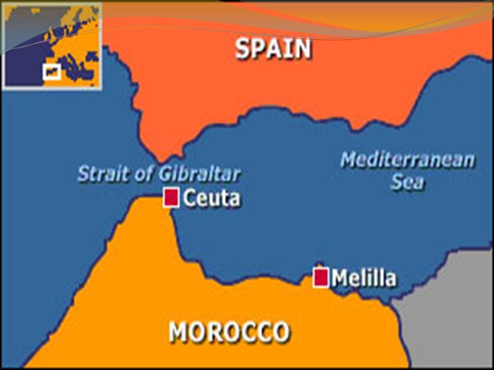 GiovaQuez's tweet photo. Da ore la destra sovranista europea e americana usa le immagini di Ceuta per rilanciare la narrazione dell'“Europa assediata”. 

In Italia si arriva perfino ad aprire uno scontro diplomatico con un Paese alleato per trasformare una crisi geopolitica in propaganda elettorale 🧵👇 https://t.co/1dSVN306uE