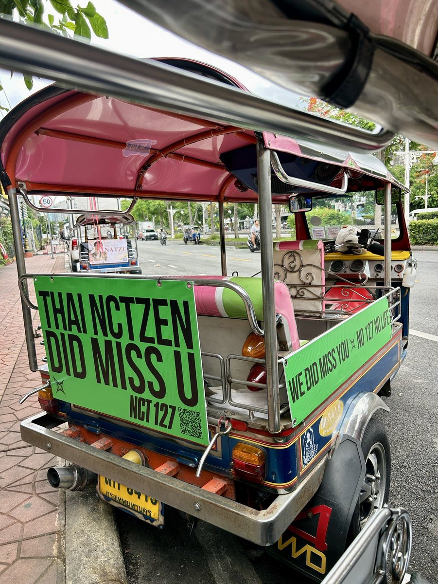 matoujourbelle's tweet photo. นสจถาม นสจเส้นก็จะตอบ 💚✨🙉

“ THAI NCTZEN did miss you ”  

ของขวัญเล็ก ๆ ต้อนรับคัมแบคนสจในรอบ 2 ปี
เส้นทางวิ่งรถ: สยาม - สามย่าน 
ระหว่างวันที่: 31 ก.ค. - 14 ส.ค. 69

ใครเจอแวะถ่ายรูปกันได้นะคะ 🥹🤩🫶🏻 https://t.co/04hM78l802