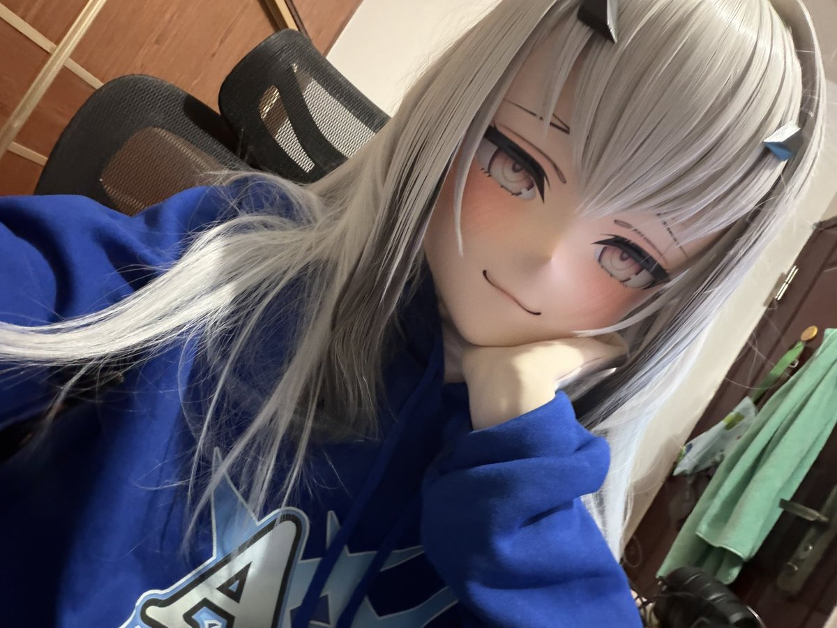 qinxiln1's tweet photo. 真拿你没办法呢～ 御主❤️
（不会ai配音，只能自己试一下拟声线，拟的不好不要骂我，我是跟风狗）
#kigurumi #fgo https://t.co/SyEp6dnxXN